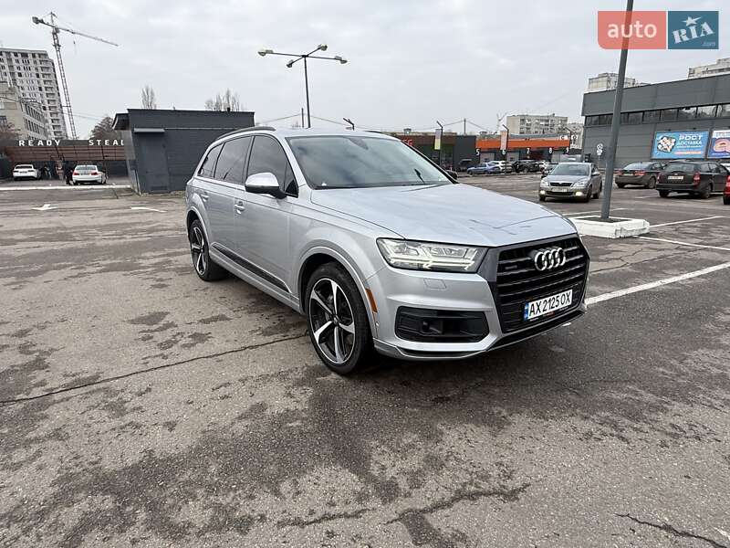 Внедорожник / Кроссовер Audi Q7 2019 в Харькове