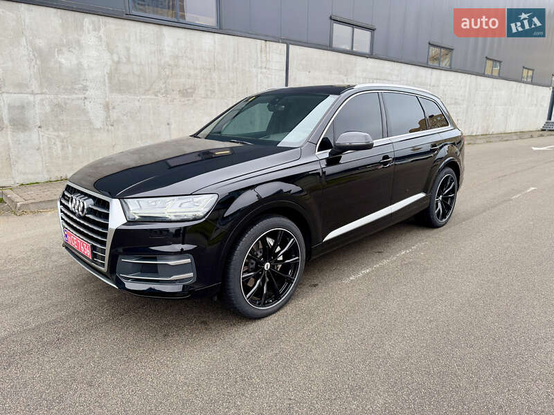 Позашляховик / Кросовер Audi Q7 2016 в Києві