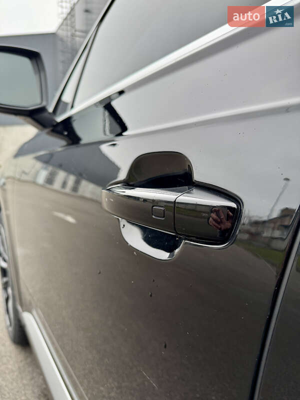 Позашляховик / Кросовер Audi Q7 2016 в Києві