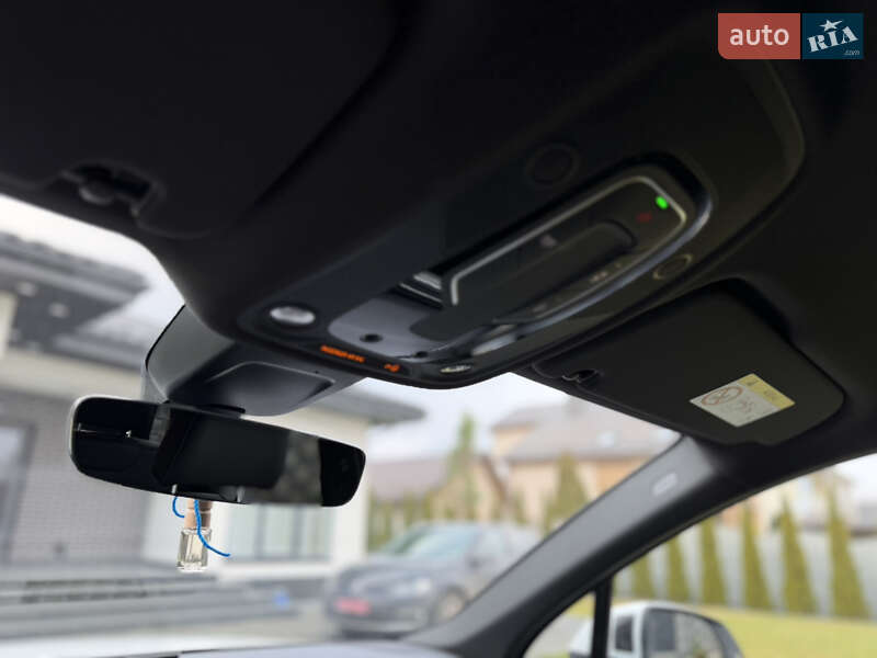 Позашляховик / Кросовер Audi Q7 2017 в Рівному