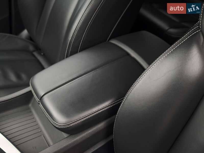 Внедорожник / Кроссовер Audi Q7 2015 в Дубно