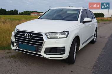 Внедорожник / Кроссовер Audi Q7 2017 в Чернобае