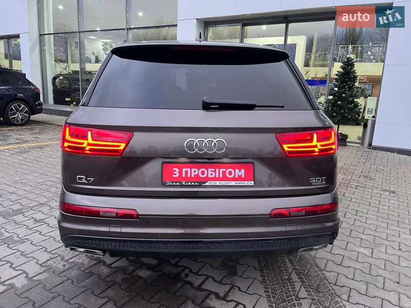 Внедорожник / Кроссовер Audi Q7 2016 в Житомире