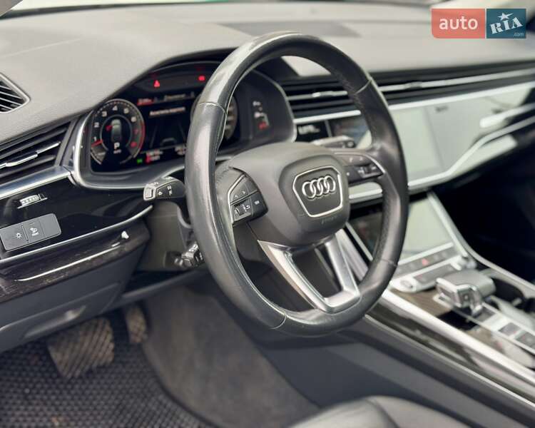 Внедорожник / Кроссовер Audi Q7 2020 в Киеве фото 5 Внедорожник / Кроссовер Audi Q7 2020 в Киеве