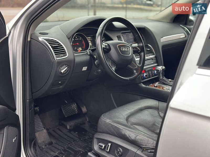 Внедорожник / Кроссовер Audi Q7 2013 в Тернополе