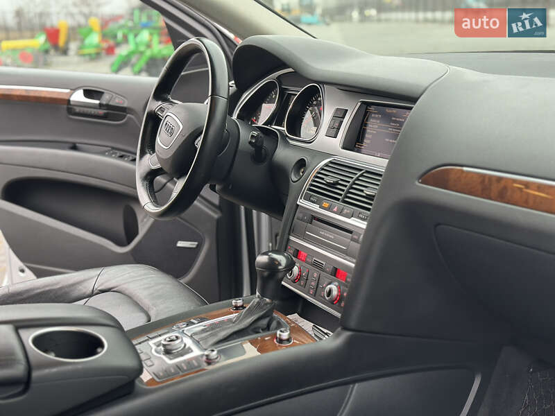 Внедорожник / Кроссовер Audi Q7 2013 в Тернополе