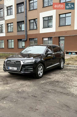 Позашляховик / Кросовер Audi Q7 2017 в Києві