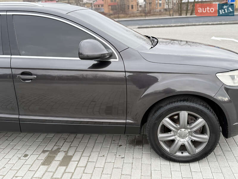 Внедорожник / Кроссовер Audi Q7 2006 в Черновцах фото 23 Внедорожник / Кроссовер Audi Q7 2006 в Черновцах