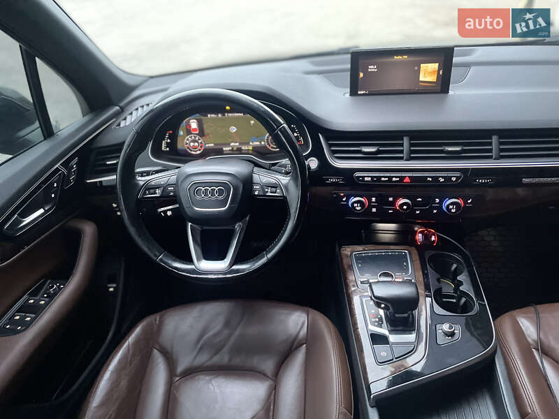 Внедорожник / Кроссовер Audi Q7 2017 в Калуше