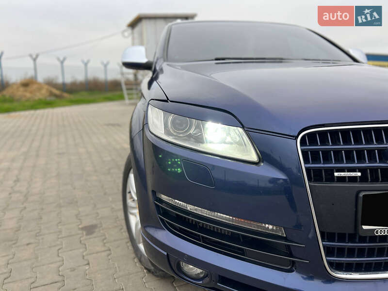 Внедорожник / Кроссовер Audi Q7 2008 в Одессе