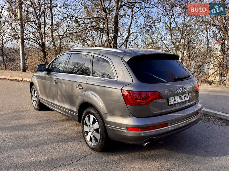 Позашляховик / Кросовер Audi Q7 2012 в Києві фото 5 Позашляховик / Кросовер Audi Q7 2012 в Києві