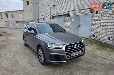 Внедорожник / Кроссовер Audi Q7 2017 в Днепре