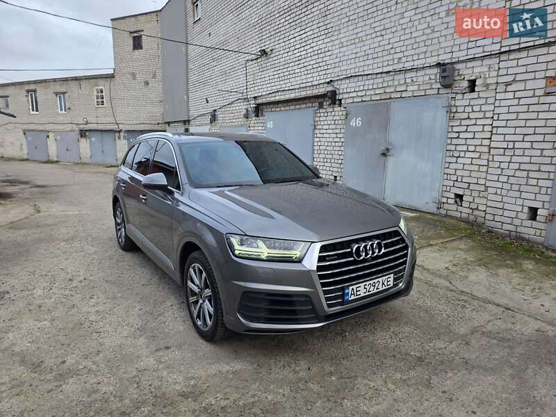 Позашляховик / Кросовер Audi Q7 2017 в Дніпрі фото 2 Позашляховик / Кросовер Audi Q7 2017 в Дніпрі
