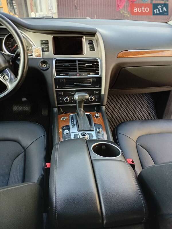 Позашляховик / Кросовер Audi Q7 2012 в Стрию фото 34 Позашляховик / Кросовер Audi Q7 2012 в Стрию