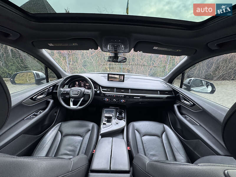 Внедорожник / Кроссовер Audi Q7 2017 в Стрые