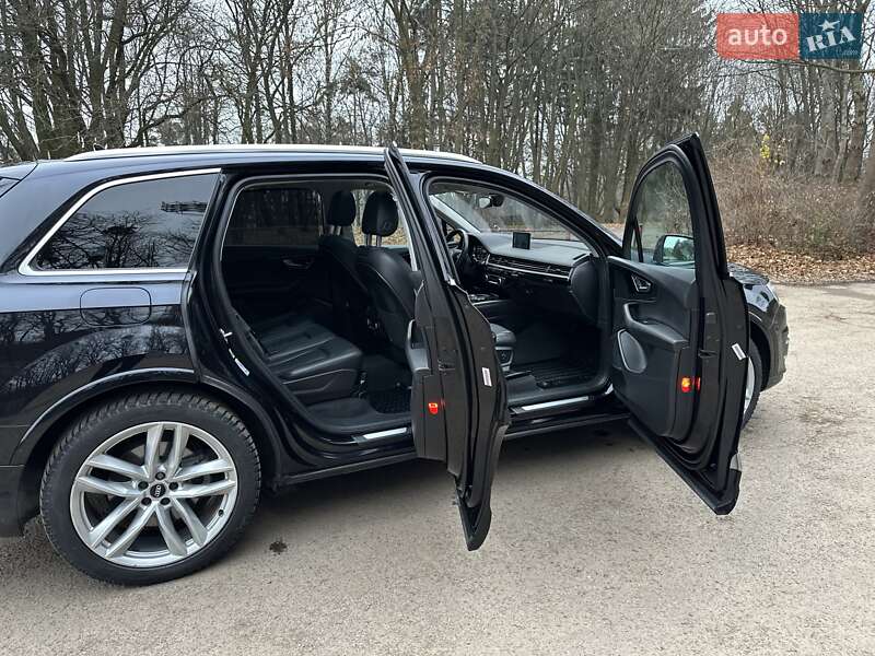 Внедорожник / Кроссовер Audi Q7 2017 в Львове фото 36 Внедорожник / Кроссовер Audi Q7 2017 в Львове