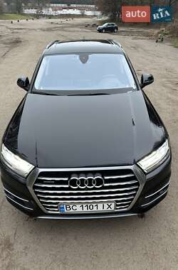 Внедорожник / Кроссовер Audi Q7 2017 в Львове