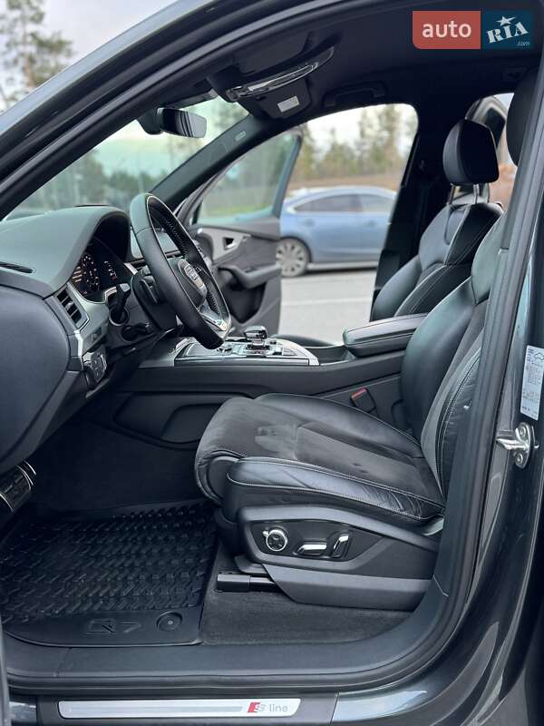 Внедорожник / Кроссовер Audi Q7 2018 в Киеве