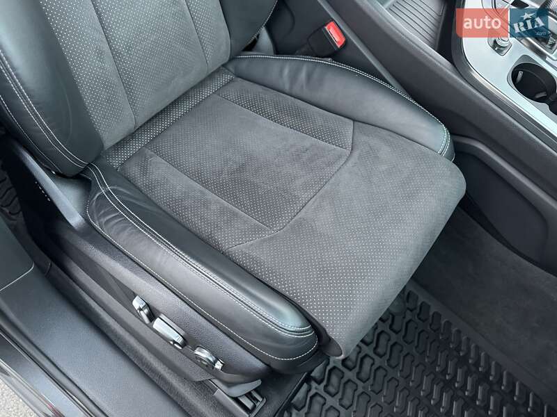 Внедорожник / Кроссовер Audi Q7 2018 в Киеве