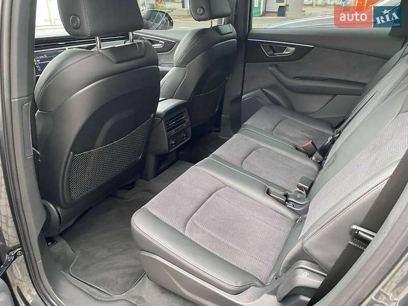 Внедорожник / Кроссовер Audi Q7 2025 в Днепре фото 20 Внедорожник / Кроссовер Audi Q7 2025 в Днепре