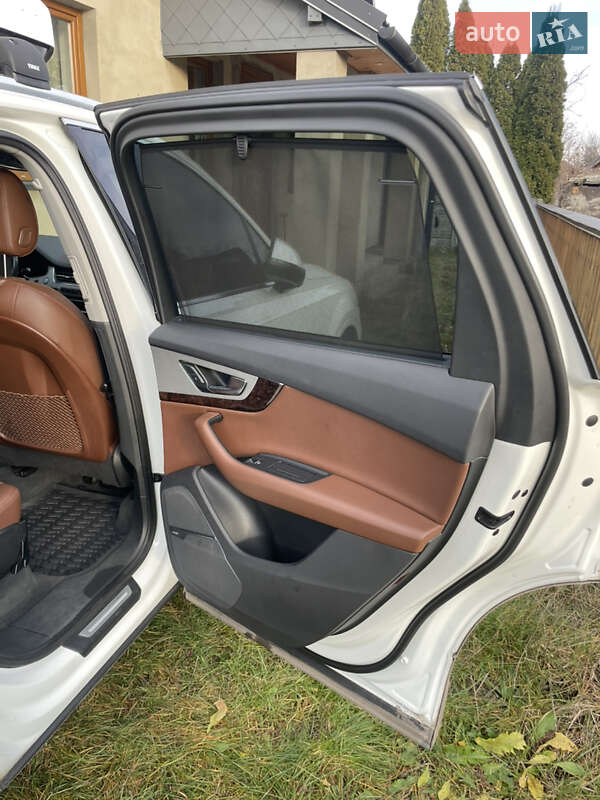 Позашляховик / Кросовер Audi Q7 2019 в Рава-Руській