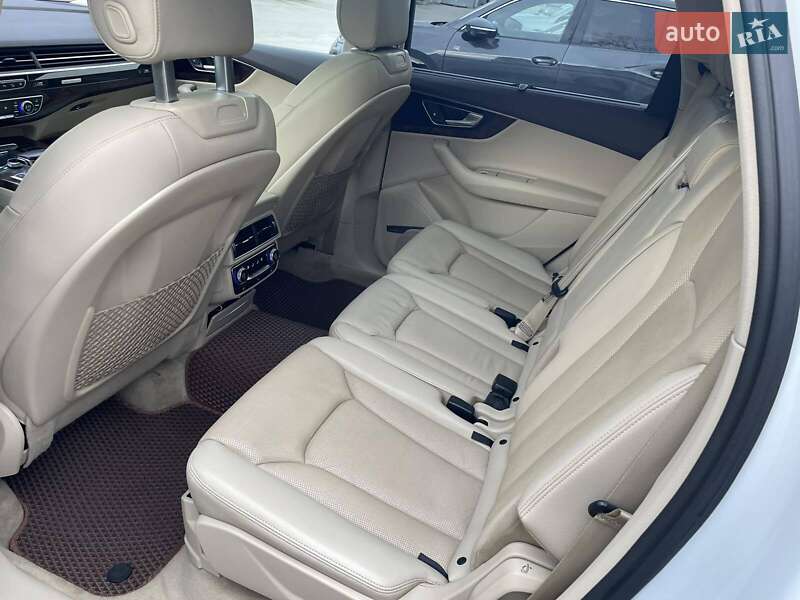 Внедорожник / Кроссовер Audi Q7 2016 в Харькове фото 17 Внедорожник / Кроссовер Audi Q7 2016 в Харькове
