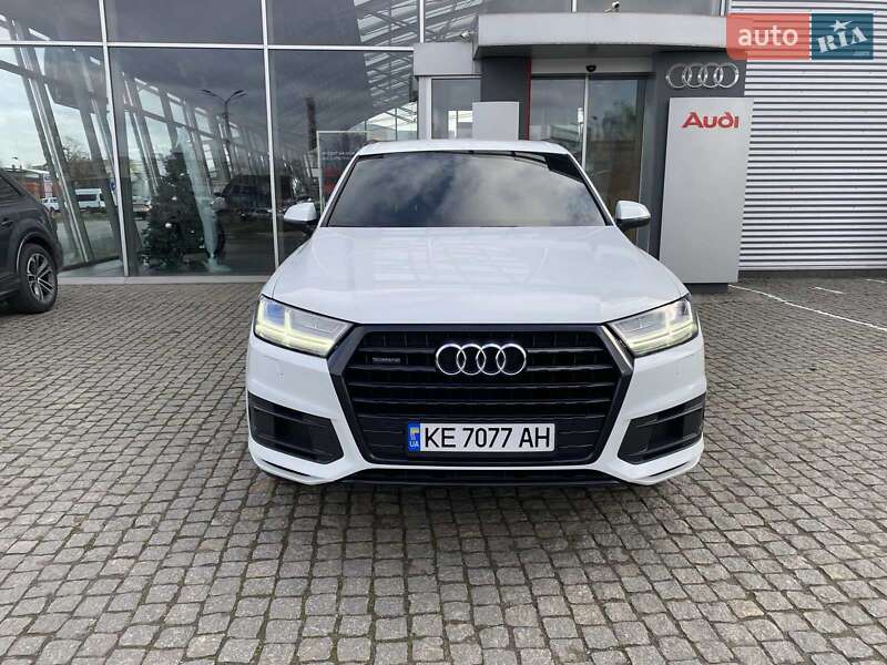 Внедорожник / Кроссовер Audi Q7 2017 в Днепре фото 5 Внедорожник / Кроссовер Audi Q7 2017 в Днепре