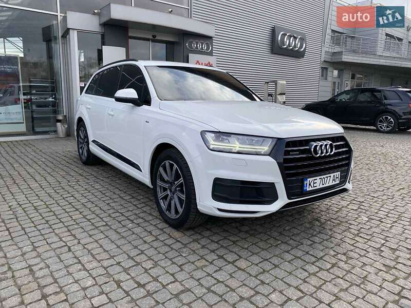 Внедорожник / Кроссовер Audi Q7 2017 в Днепре фото 3 Внедорожник / Кроссовер Audi Q7 2017 в Днепре