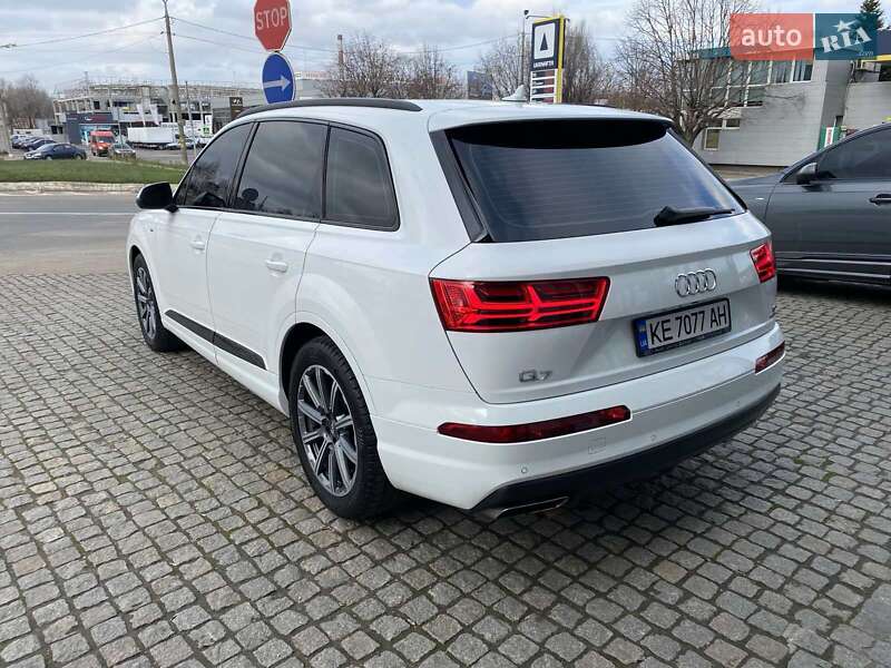 Внедорожник / Кроссовер Audi Q7 2017 в Днепре фото 11 Внедорожник / Кроссовер Audi Q7 2017 в Днепре