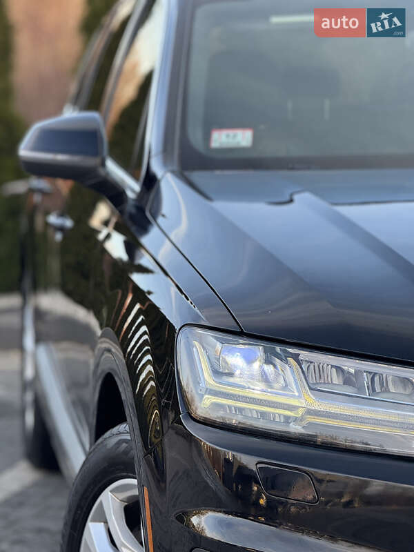 Внедорожник / Кроссовер Audi Q7 2017 в Надворной