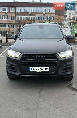 Внедорожник / Кроссовер Audi Q7 2017 в Киеве