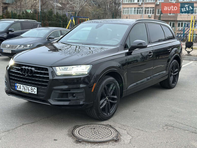 Внедорожник / Кроссовер Audi Q7 2017 в Киеве