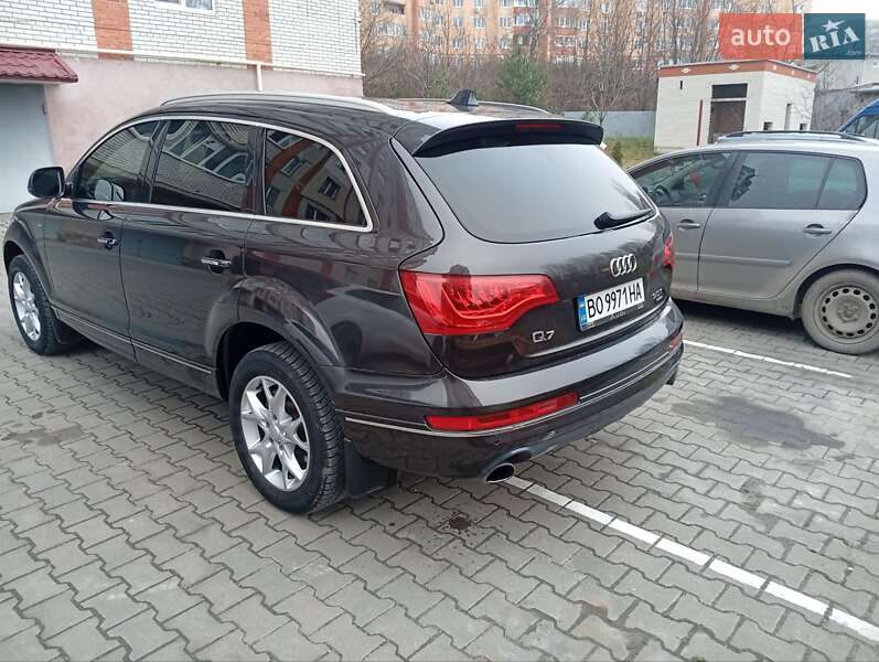 Внедорожник / Кроссовер Audi Q7 2015 в Тернополе