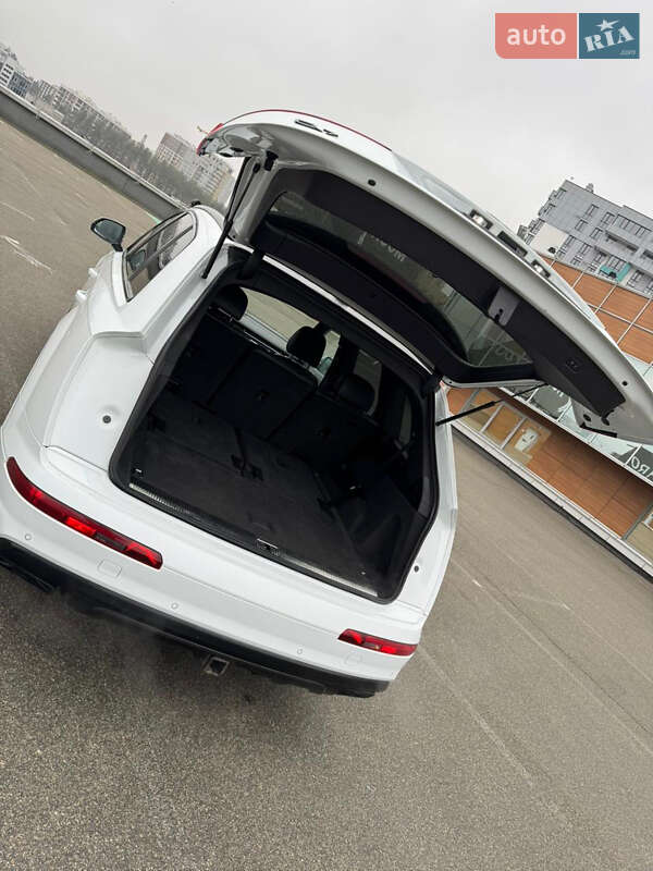 Внедорожник / Кроссовер Audi Q7 2018 в Киеве фото 35 Внедорожник / Кроссовер Audi Q7 2018 в Киеве