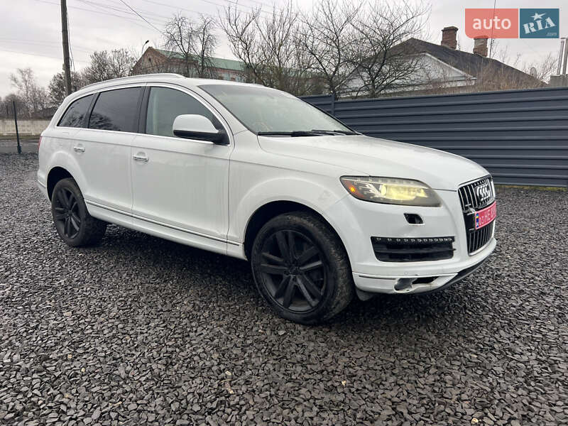 Внедорожник / Кроссовер Audi Q7 2014 в Владимире