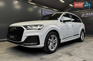 Позашляховик / Кросовер Audi Q7 2022 в Києві