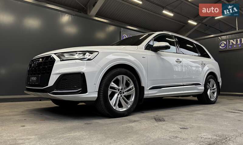 Внедорожник / Кроссовер Audi Q7 2022 в Киеве