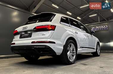 Позашляховик / Кросовер Audi Q7 2022 в Києві