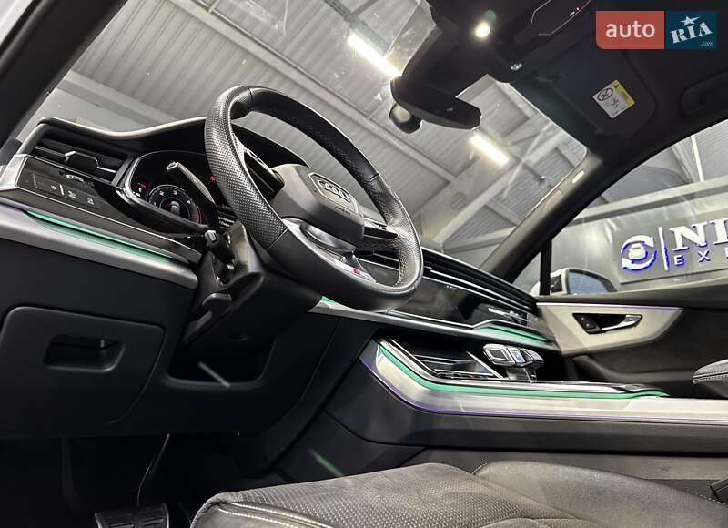 Внедорожник / Кроссовер Audi Q7 2022 в Киеве