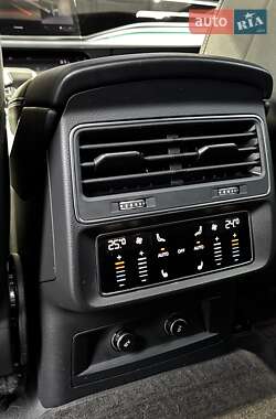 Позашляховик / Кросовер Audi Q7 2022 в Києві