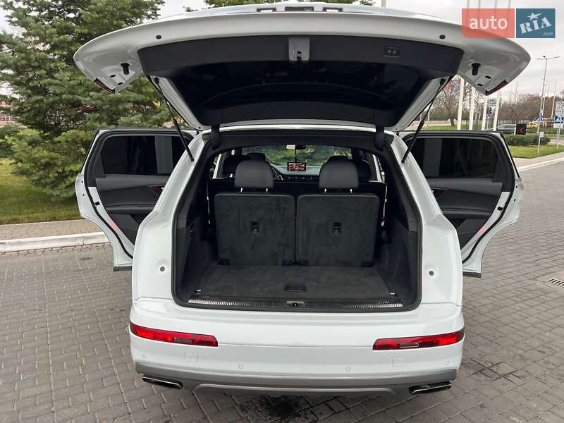 Внедорожник / Кроссовер Audi Q7 2015 в Одессе фото 11 Внедорожник / Кроссовер Audi Q7 2015 в Одессе