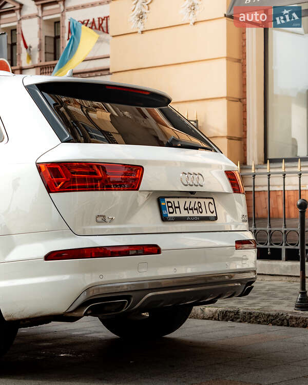 Внедорожник / Кроссовер Audi Q7 2015 в Одессе фото 3 Внедорожник / Кроссовер Audi Q7 2015 в Одессе