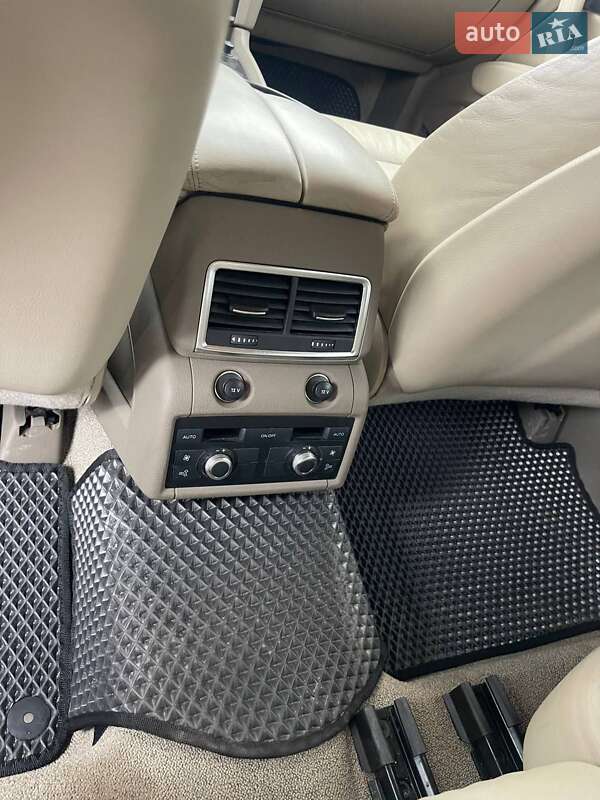Позашляховик / Кросовер Audi Q7 2006 в Чернівцях