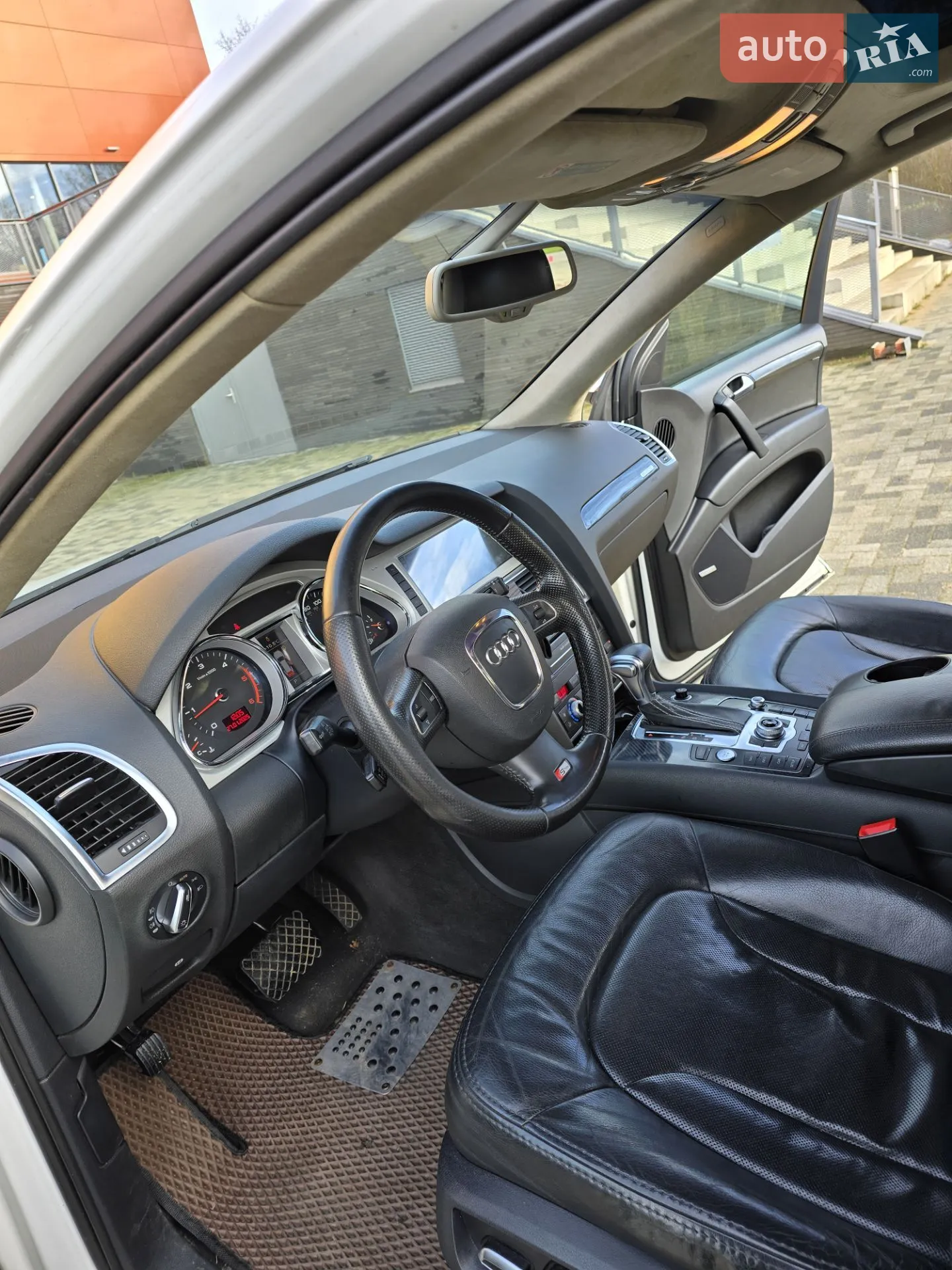 2010 Audi Q7 - мініатюра 15