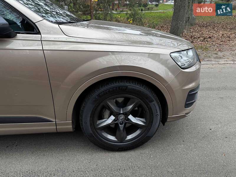 Внедорожник / Кроссовер Audi Q7 2018 в Киеве фото 5 Внедорожник / Кроссовер Audi Q7 2018 в Киеве