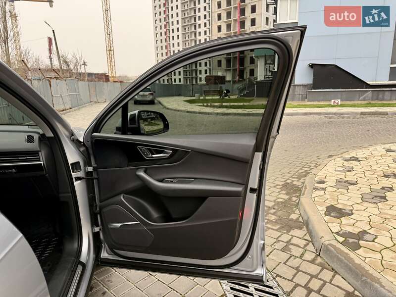 Внедорожник / Кроссовер Audi Q7 2015 в Одессе фото 48 Внедорожник / Кроссовер Audi Q7 2015 в Одессе