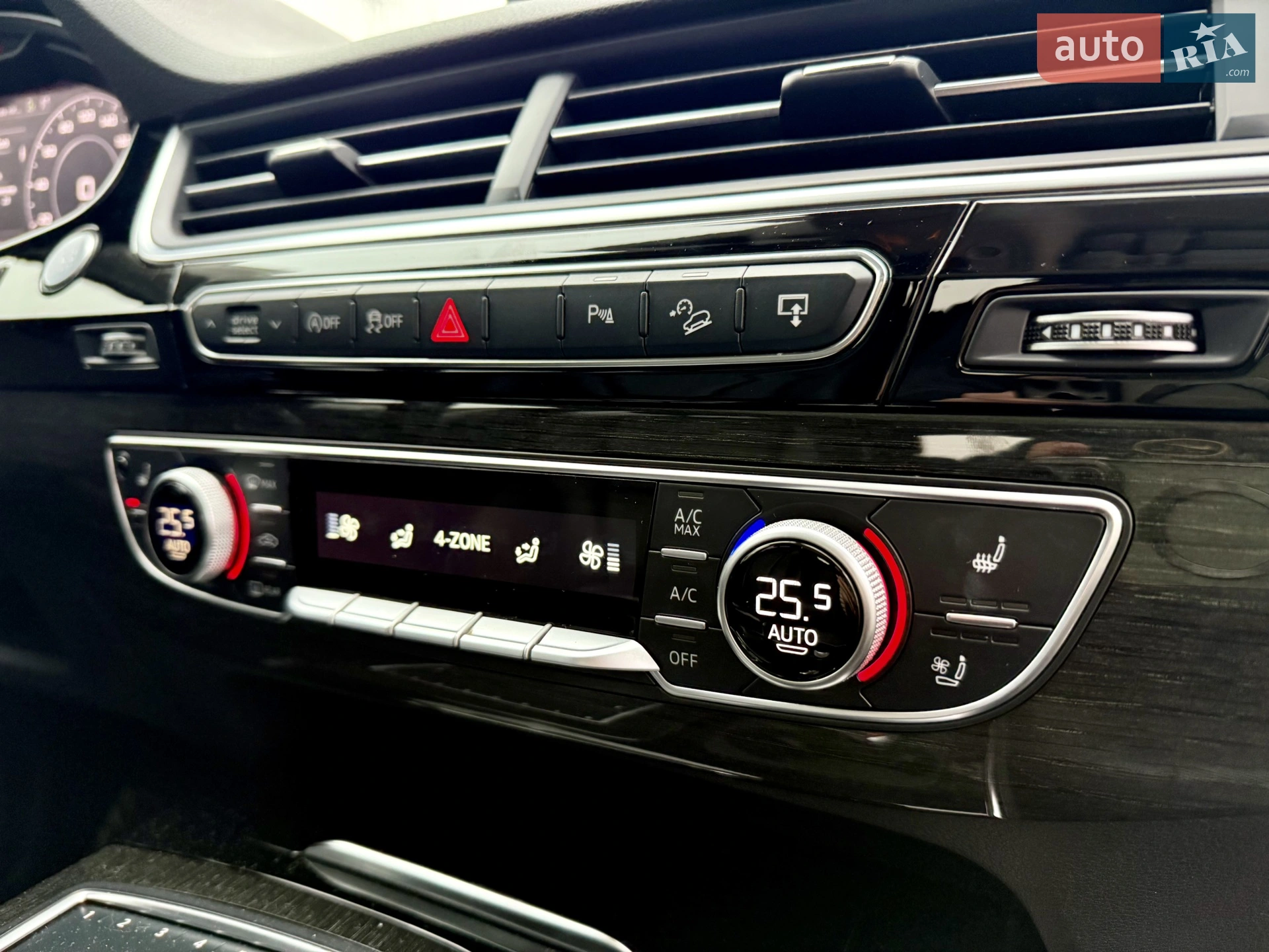 2015 Audi Q7 - мініатюра 64