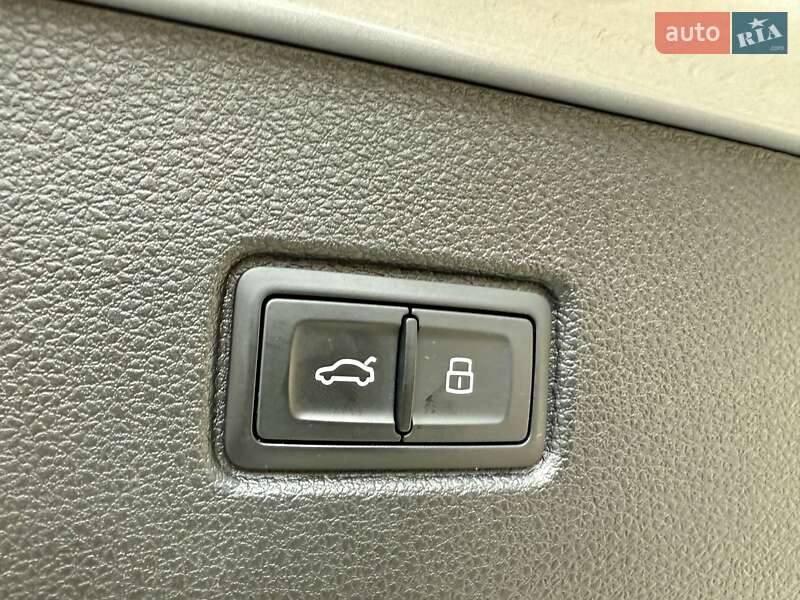 Внедорожник / Кроссовер Audi Q7 2015 в Одессе фото 94 Внедорожник / Кроссовер Audi Q7 2015 в Одессе