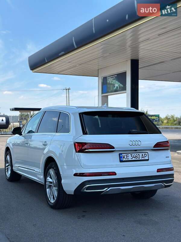 Внедорожник / Кроссовер Audi Q7 2023 в Днепре фото 9 Внедорожник / Кроссовер Audi Q7 2023 в Днепре