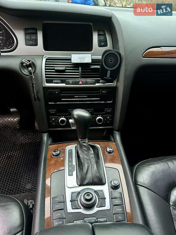 Внедорожник / Кроссовер Audi Q7 2010 в Ивано-Франковске